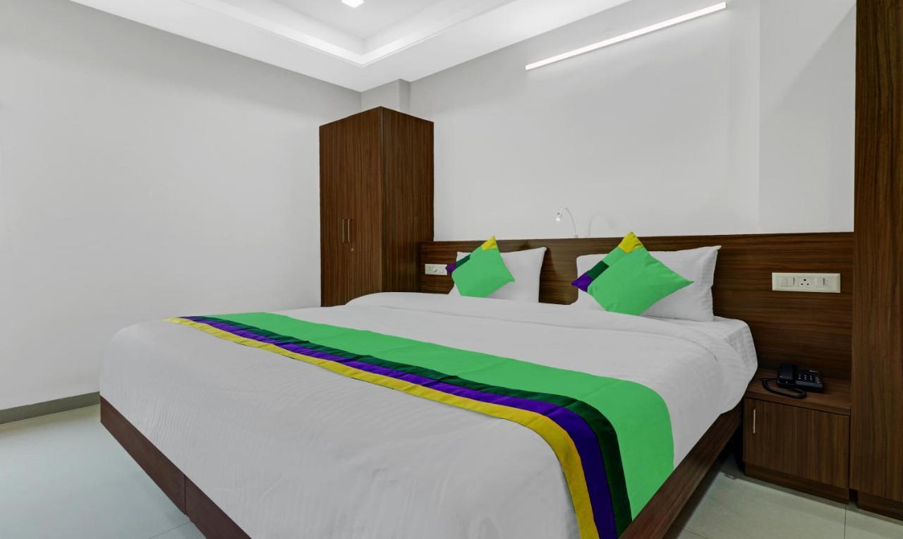 Treebo Raga Hotel Visákhapatnam Kültér fotó
